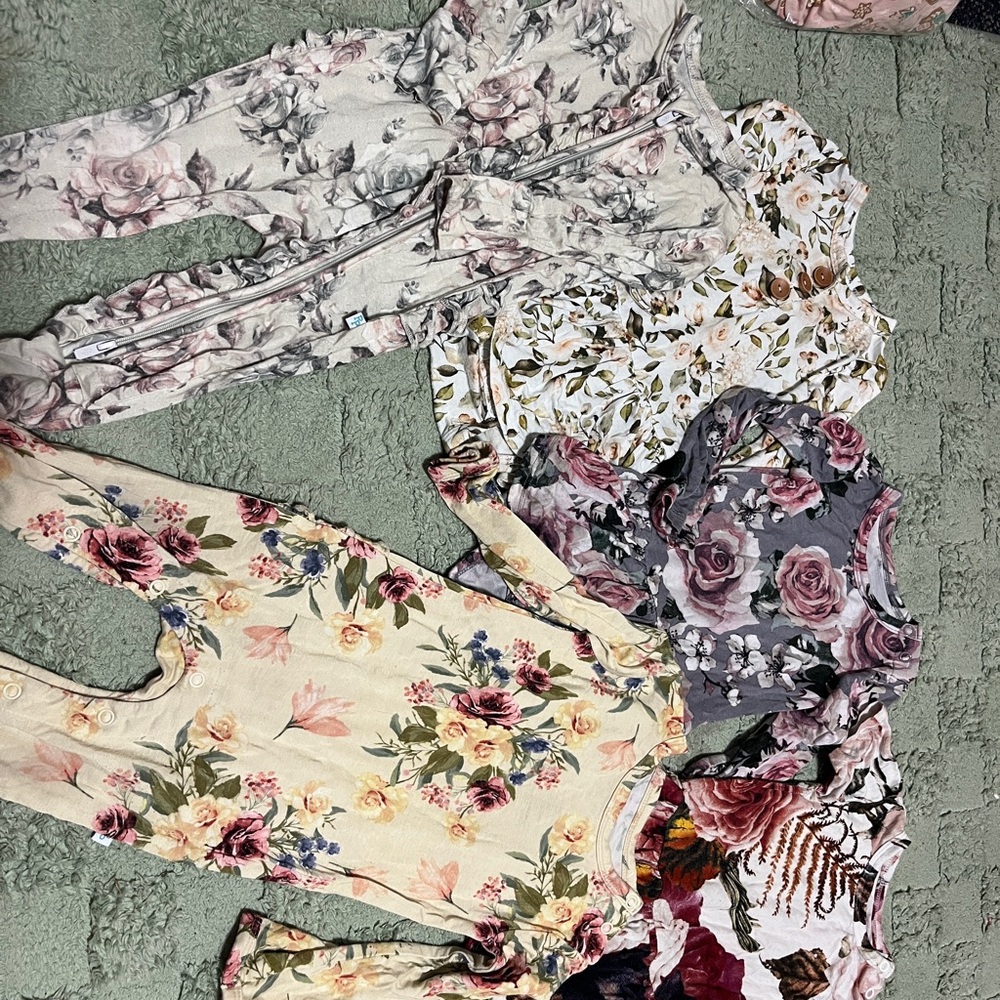 Posh Peanut Bamboo Floral Long Sleeve Tops Set in Pink, Cream & Gray